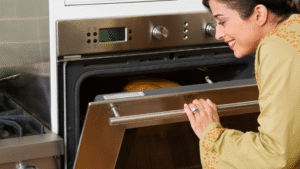 Keep Guests Comfortable This Thanksgiving