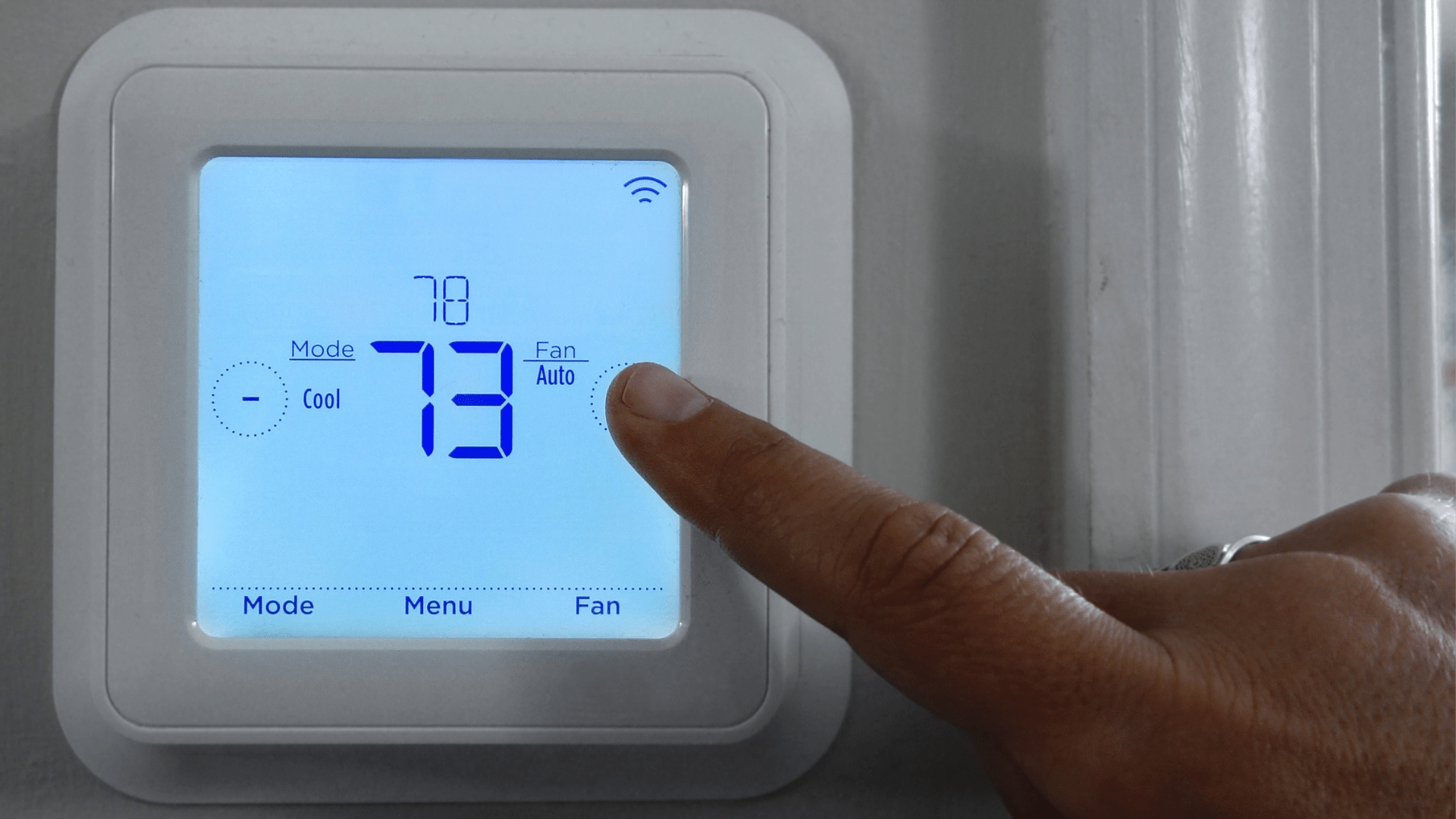 Thermostat Habits That Overwork Your AC
